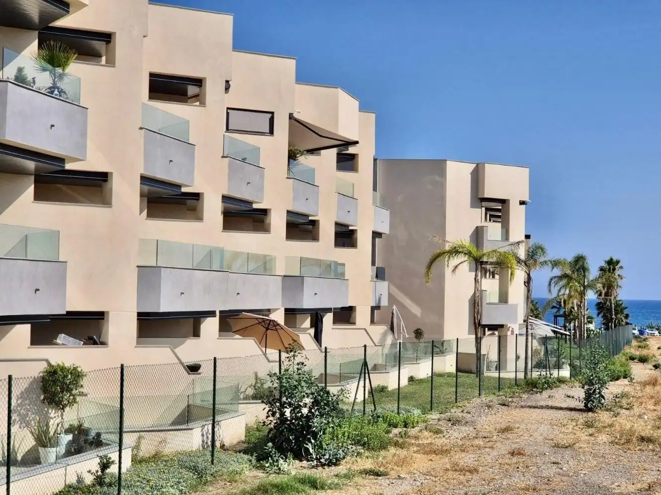 Flat for rent in Calle Calle Italia, Almayate