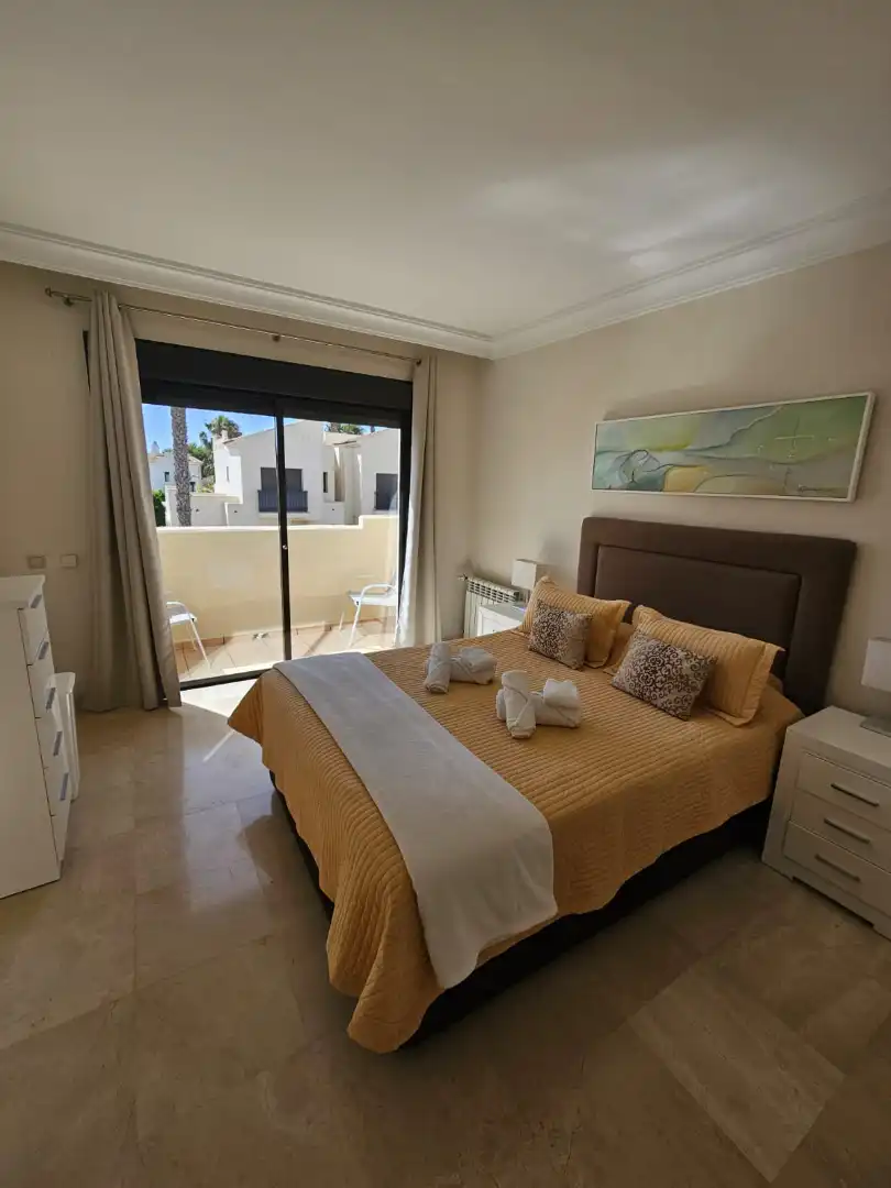Dormitori de Casa adosada de lloguer en San Javier amb Aire condicionat, Jardí privat i Terrassa