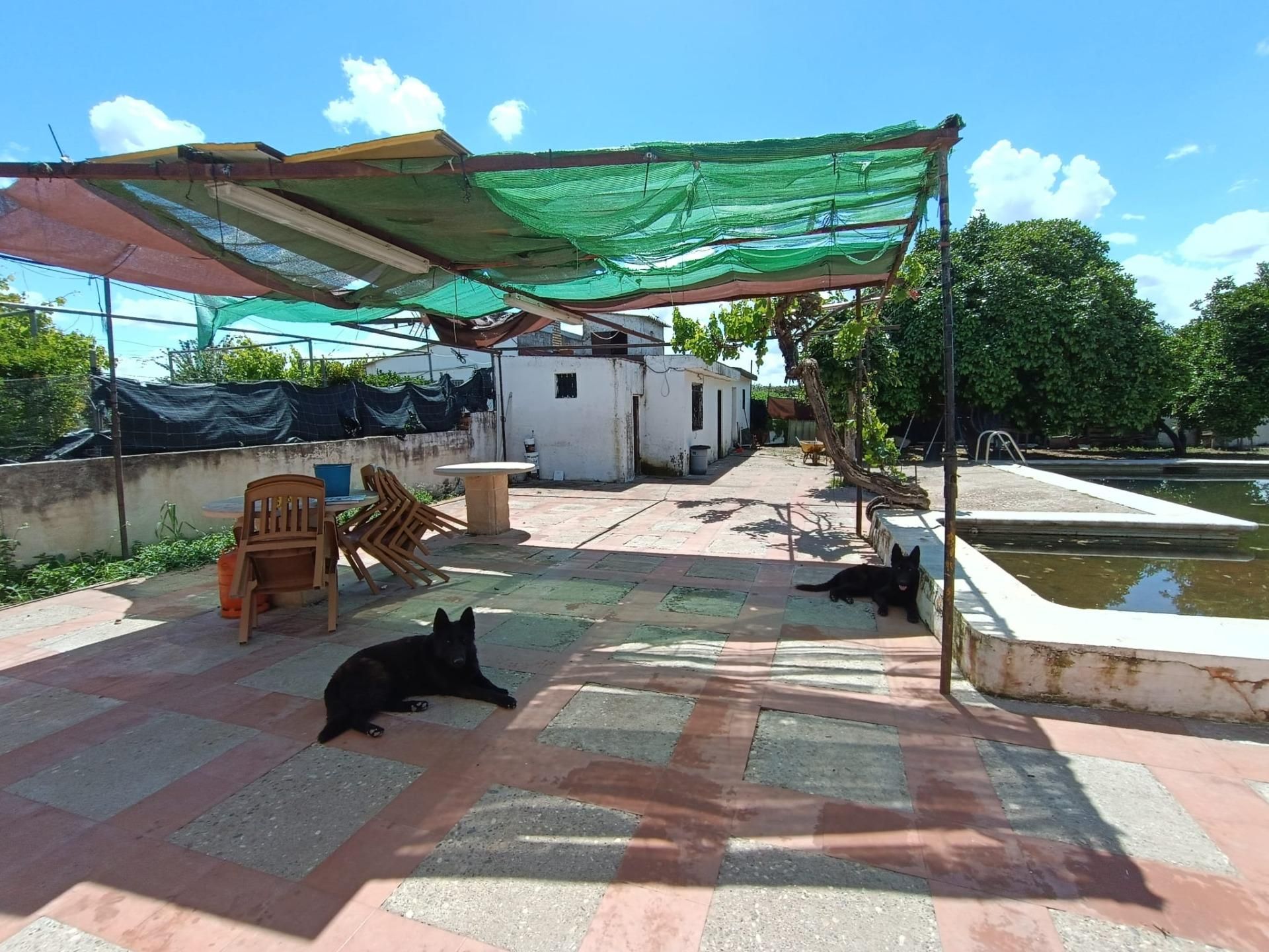 Exterior view of Country house for sale in  Córdoba Capital  with Air Conditioner, Heating and Swimming Pool