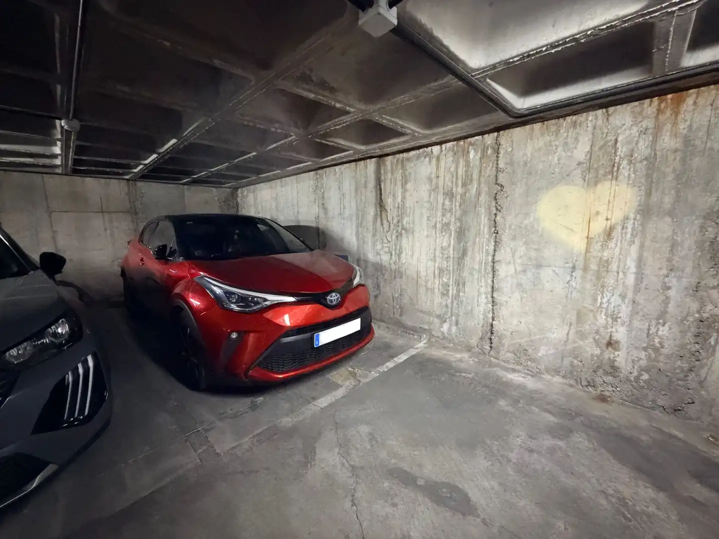 Parkplatz von Wohnung zum Verkauf in Madrid mit Klimaanlage, Heizung und Möbliert