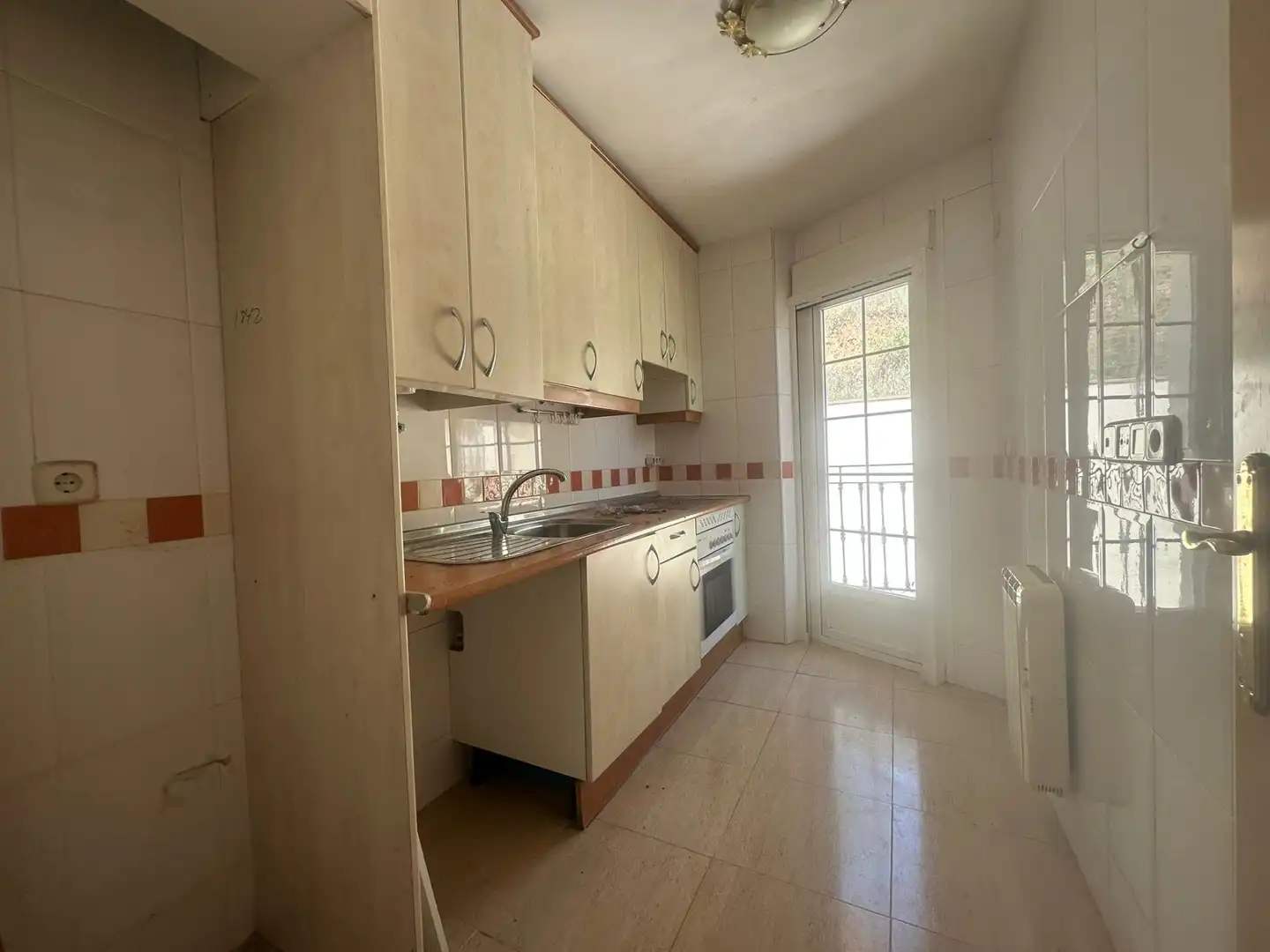 Cocina de Piso en venta en Valdilecha con Balcón