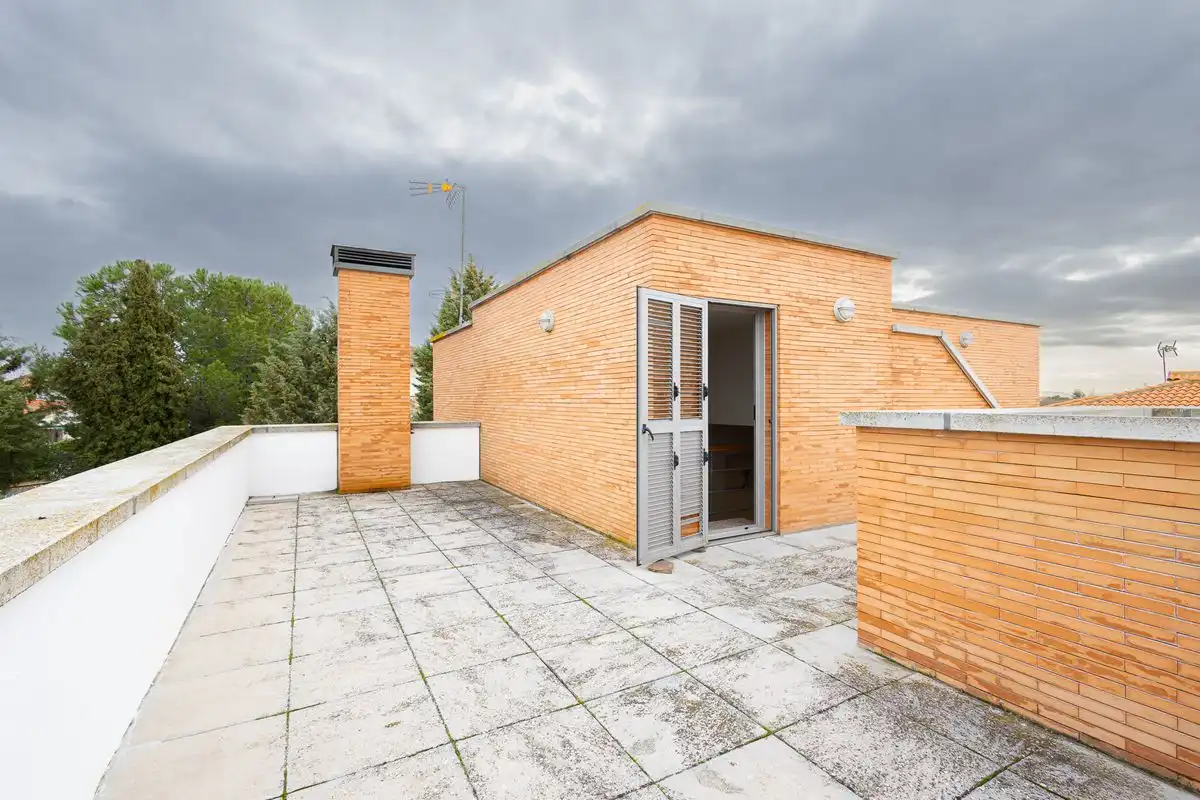 Chalet con terraza en venta en Calle Begonia, imagen 43