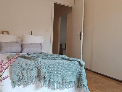 Bedroom of Flat for sale in Valladolid Capital  with Heating, Parquet flooring and Terrace