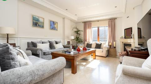 Foto 2 von Einfamilien-Reihenhaus zum Verkauf in  del Pino, 46, Crta. De la Sierra,  Granada Capital