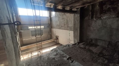 Foto 3 de Piso en venta en C/ Montagut, Flix, Tarragona