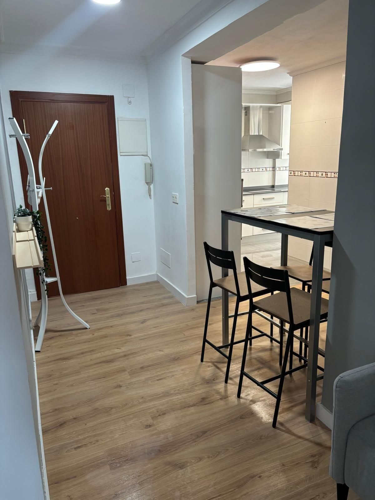 Menjador de Pis en venda en  Almería Capital amb Aire condicionat