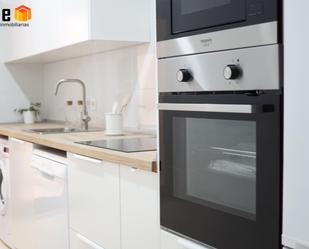 Kitchen of Flat for sale in La Palma del Condado  with Parquet flooring and Storage room
