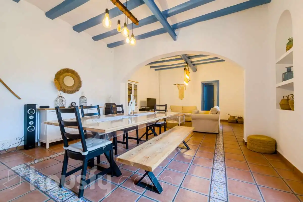 Comedor de Finca rústica en venta en Montgat con Calefacción, Jardín privado y Terraza