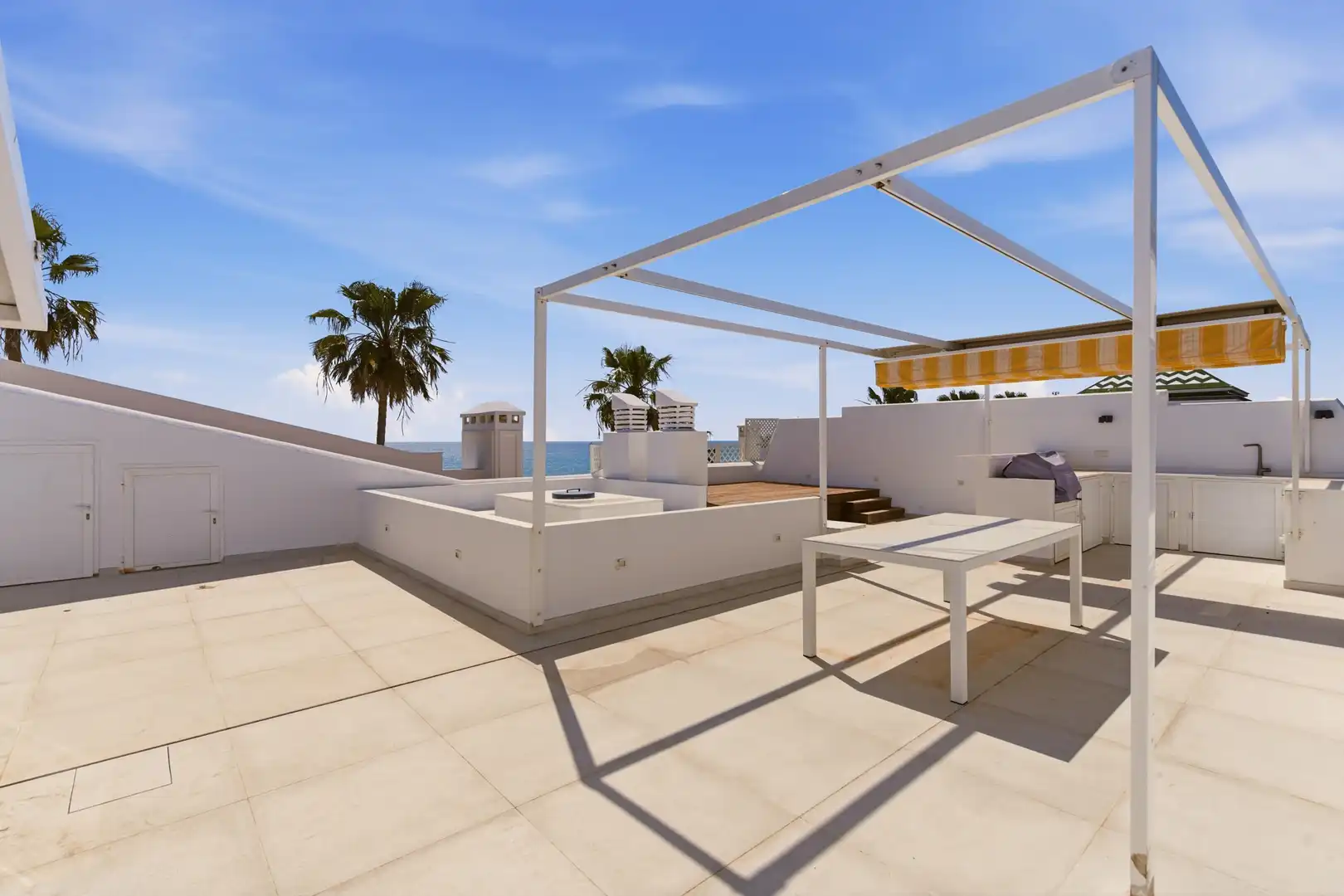Terrace of Attic for sale in Estepona  with Air Conditioner, Terrace and Swimming Pool