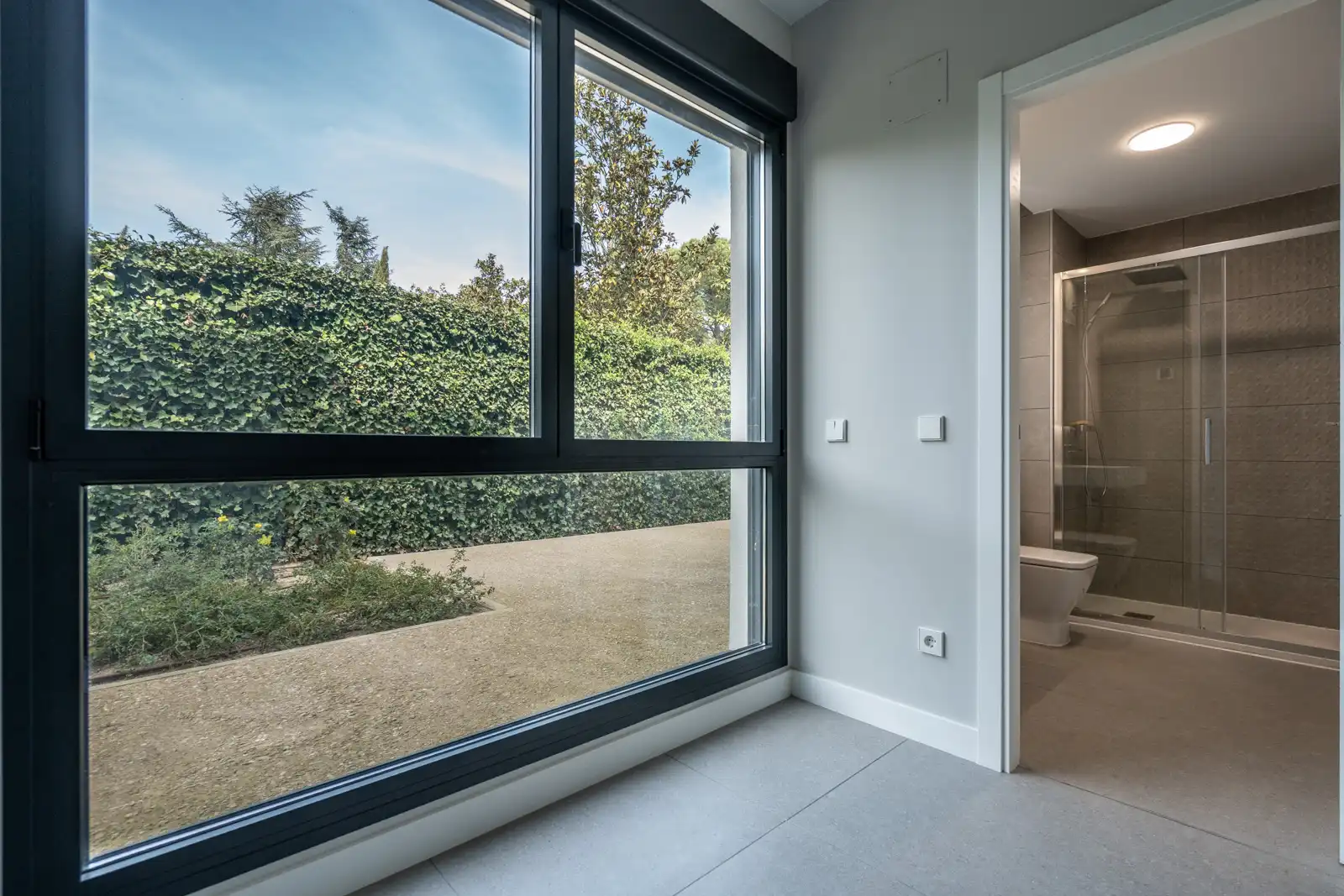 Bedroom of Houses for sale in Villanueva de la Cañada  with Air Conditioner, Heating and Private garden