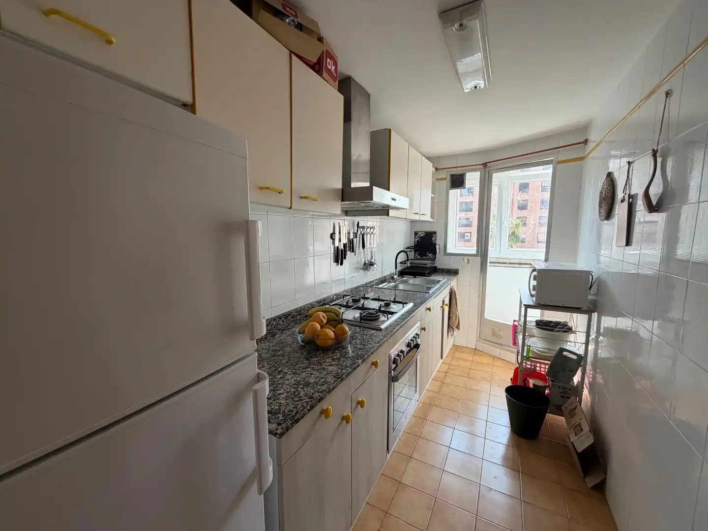 Cocina de Piso para compartir en Valencia con Aire acondicionado, Trastero y Amueblado