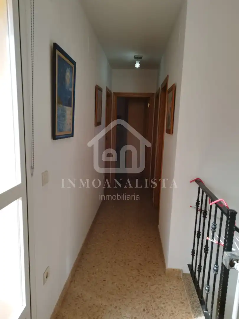 Casa adosada en venta en Camporrobles con Calefacción, Terraza y Trastero