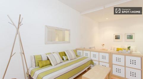 Foto 2 de Estudio para compartir en Cortes - Huertas, Madrid