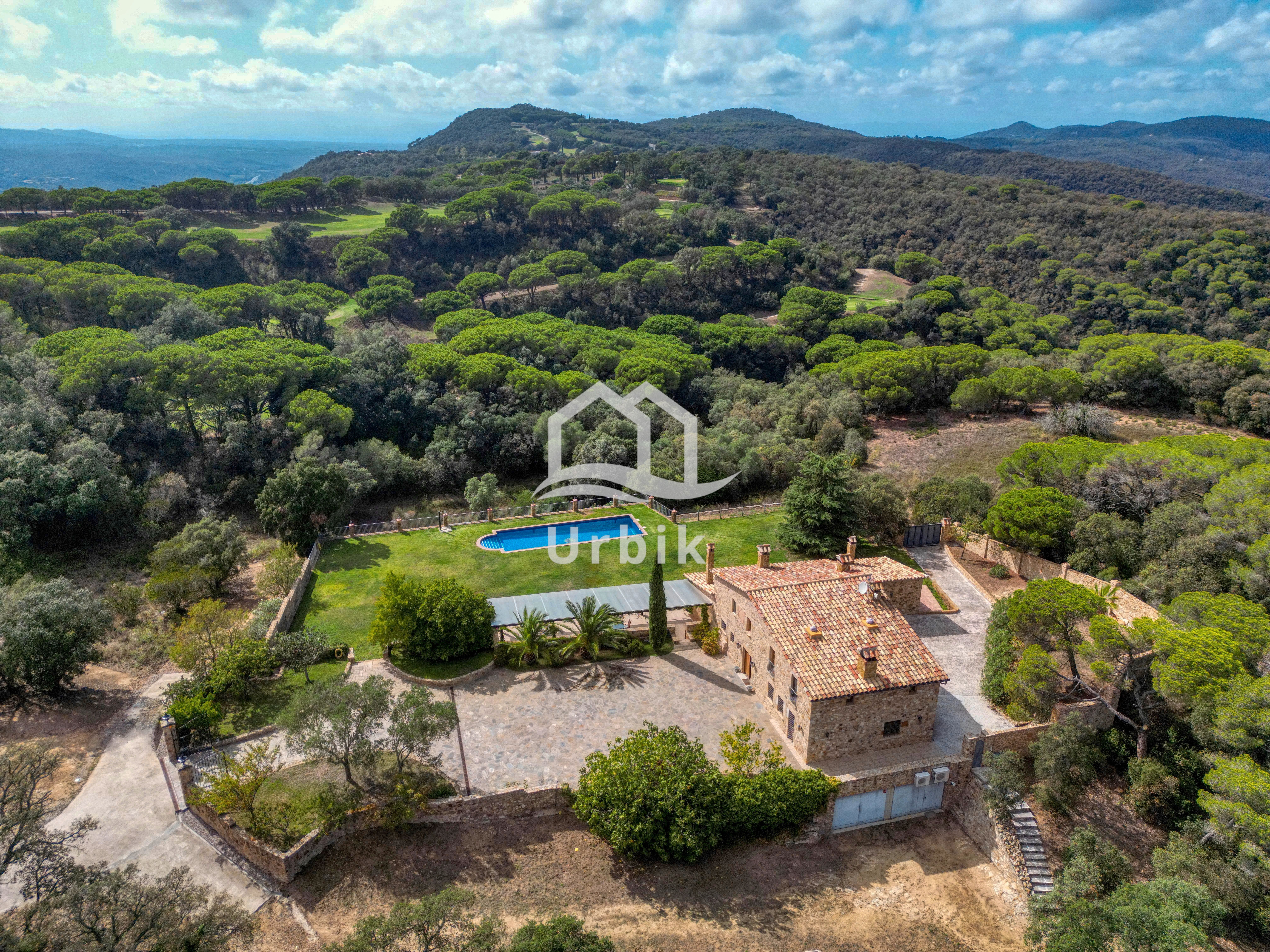 Exterior view of Country house for sale in Castell d'Aro, Platja d'Aro i s'Agaró  with Air Conditioner, Heating and Private garden