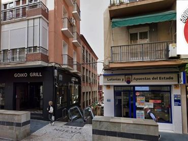 Local comercial en venda a Calle Rastro