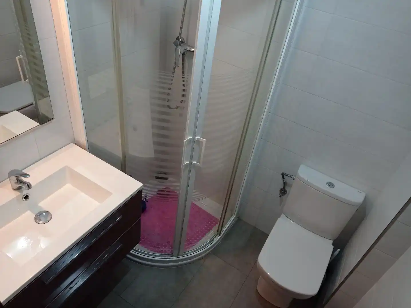 Badezimmer von Wohnung zur Miete in Calahorra mit Klimaanlage, Parkett und Möbliert