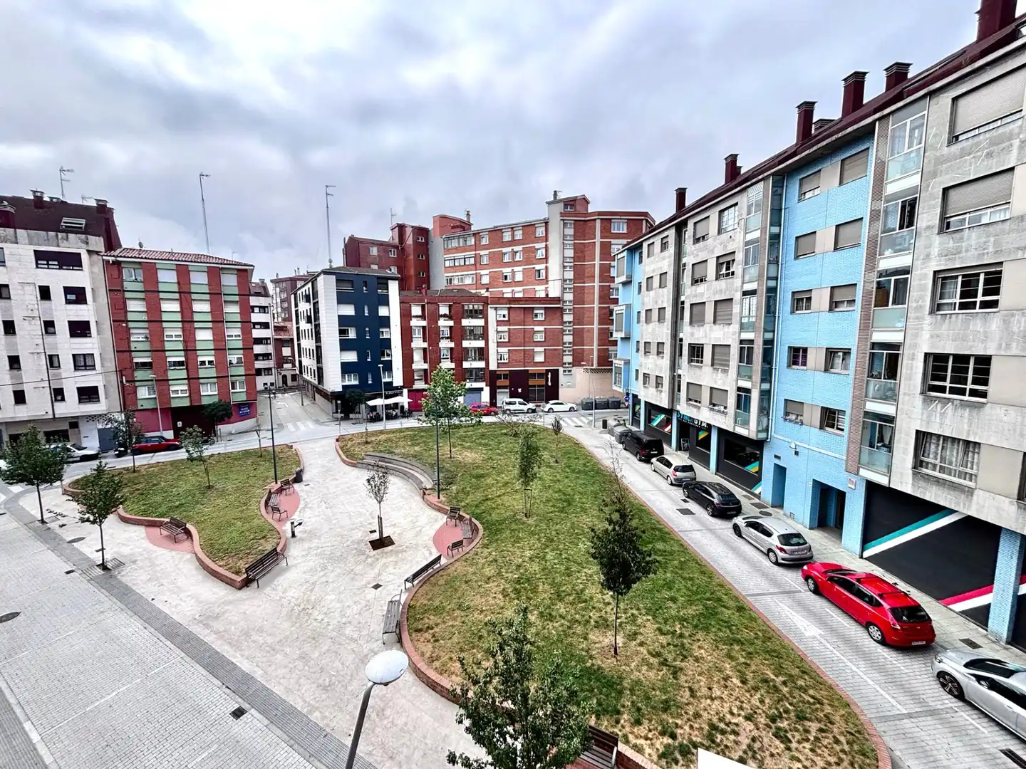 Vista exterior de Piso en venta en Gijón  con Calefacción, Parquet y Terraza