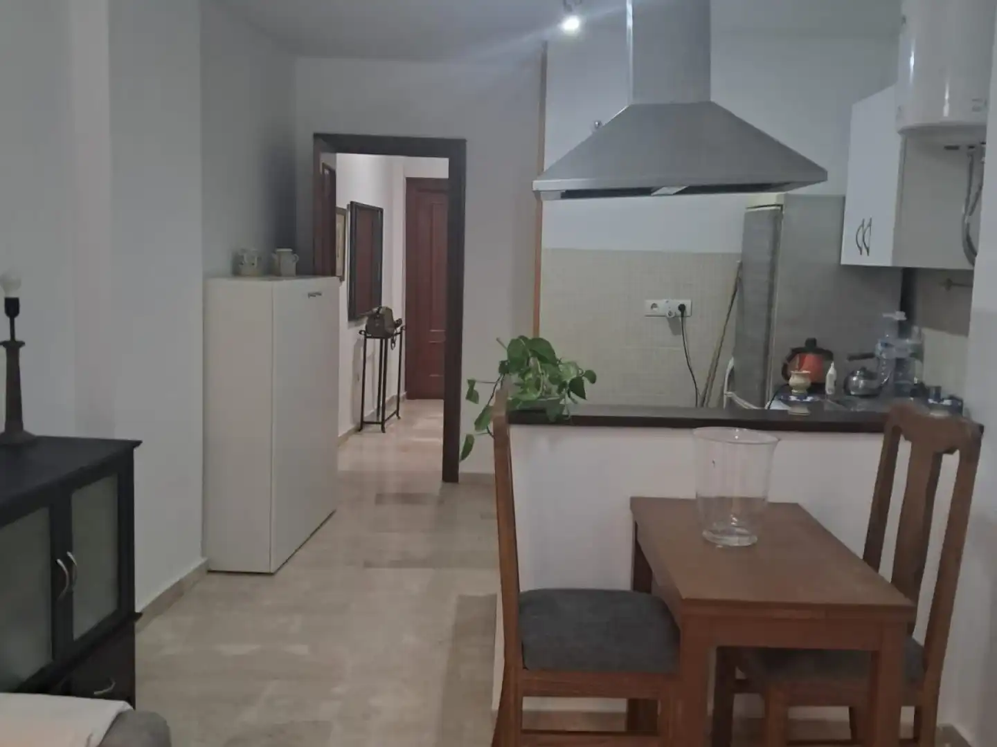 Cuina de Apartament de lloguer en Málaga amb Piscina, Moblat i Rentadora