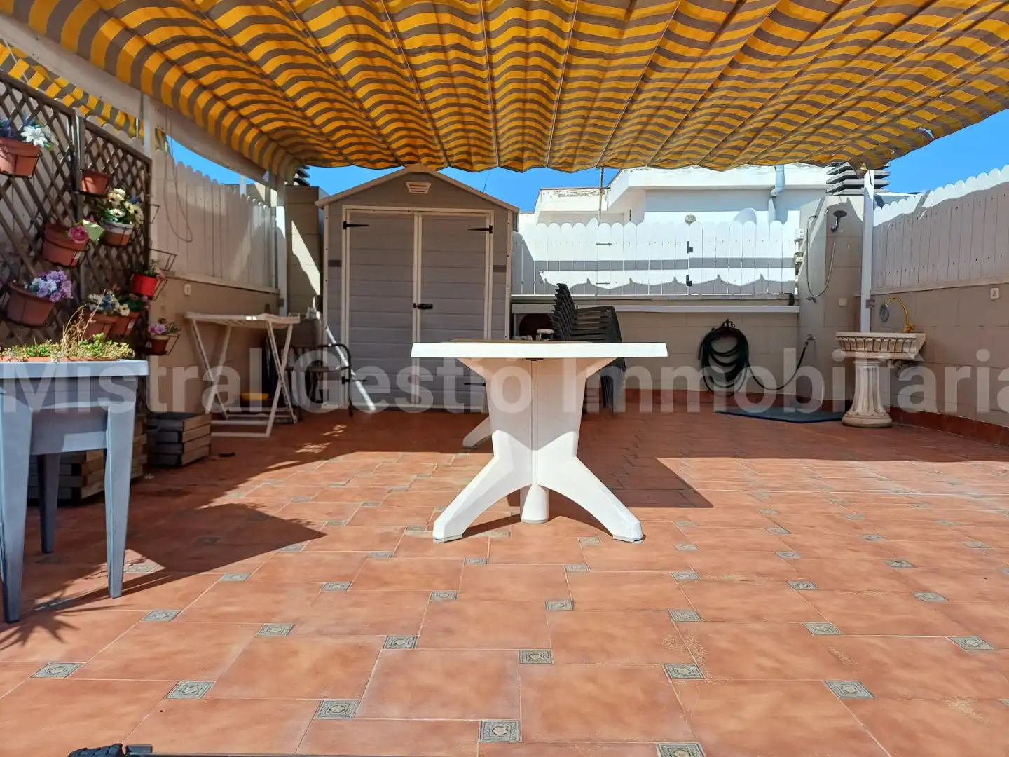 Terrasse von Dachboden zum Verkauf in Calafell mit Klimaanlage, Terrasse und Abstellraum