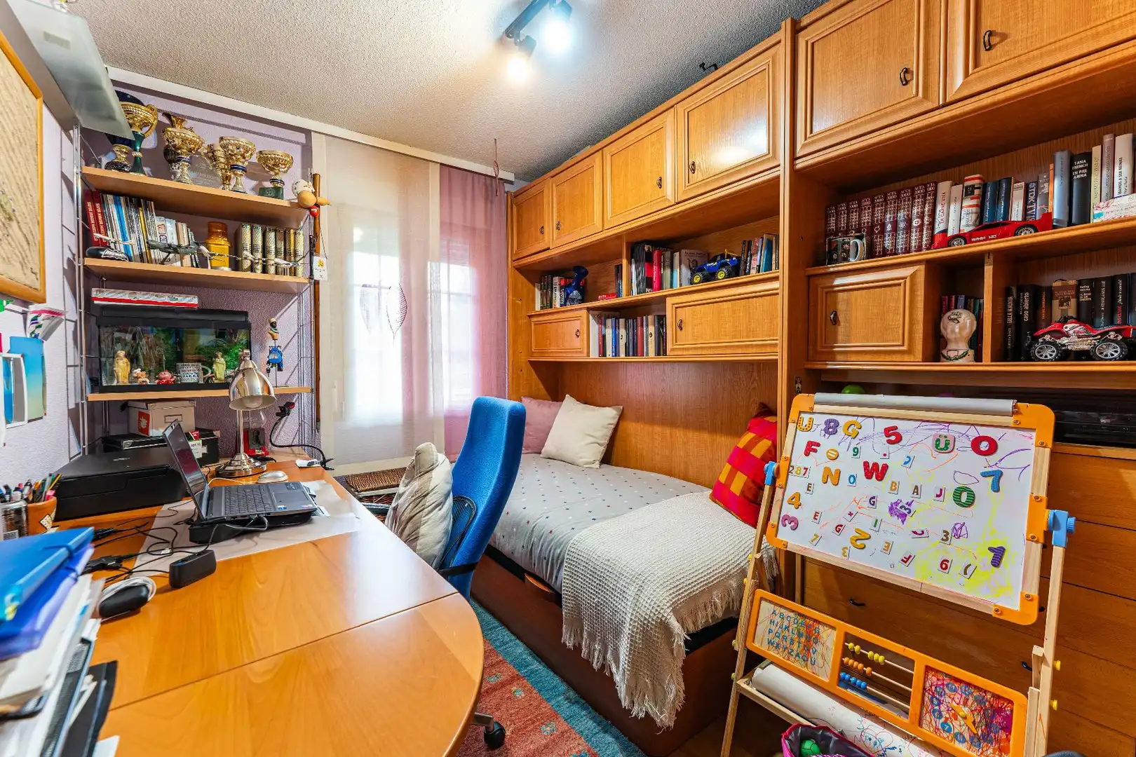 Schlafzimmer von Wohnung zum Verkauf in Fuenlabrada mit Klimaanlage, Heizung und Terrasse