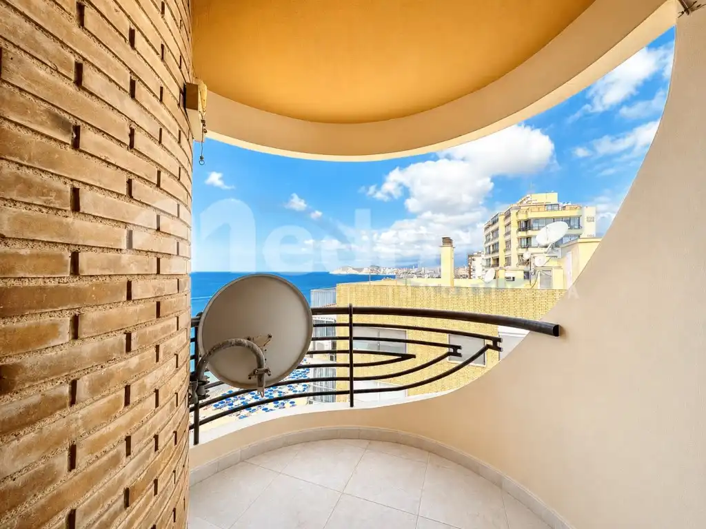 Balcony of Flat for sale in Benidorm  with Air Conditioner, Private garden and Swimming Pool