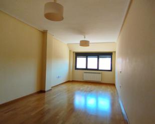 Flat for sale in Medina del Campo  with Heating, Parquet flooring and Storage room