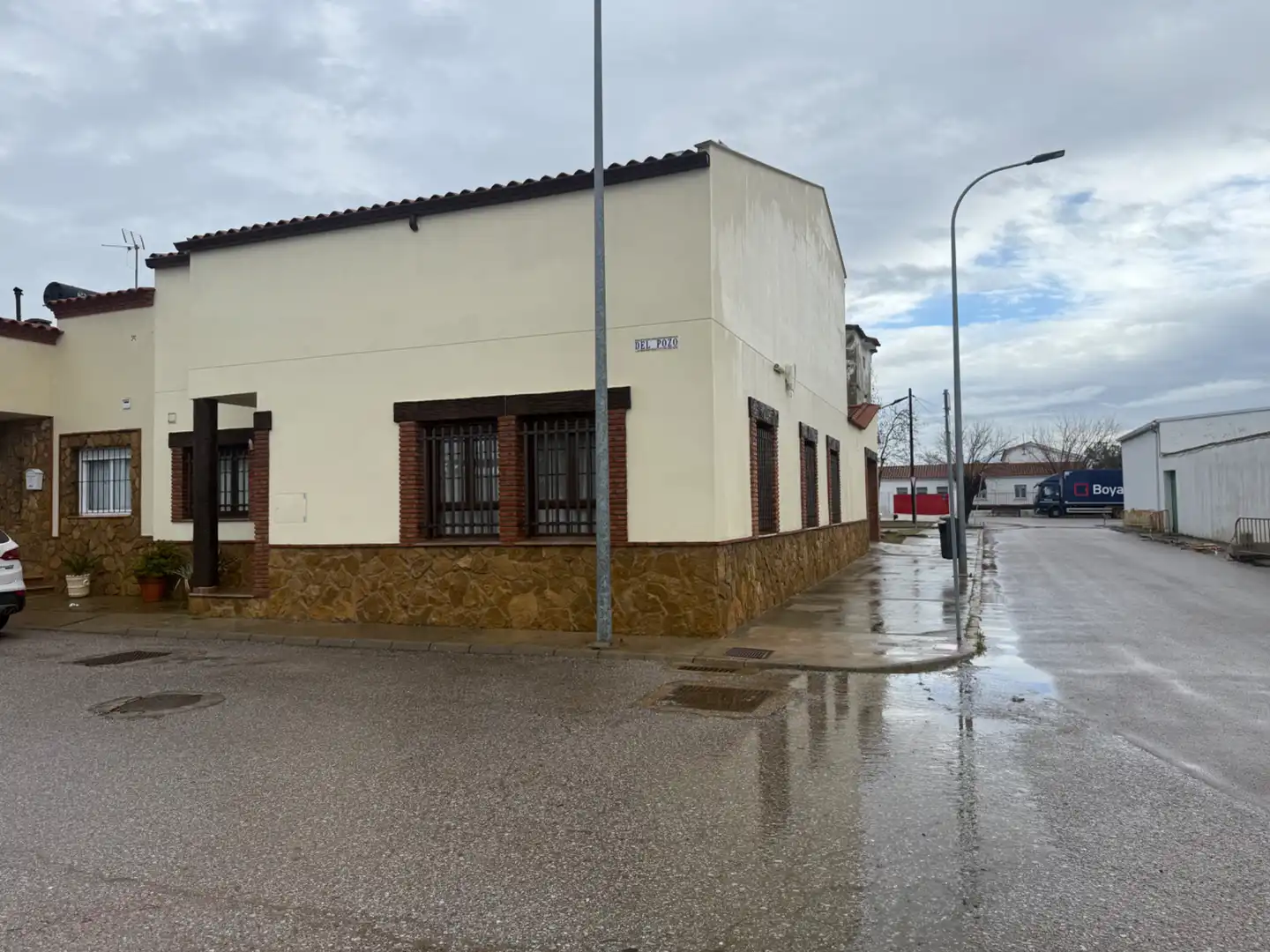 Vista exterior de Casa o xalet en venda en Badajoz amb Aire condicionat, Calefacció i Traster