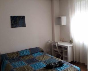 Dormitori de Apartament de lloguer en Salamanca Capital