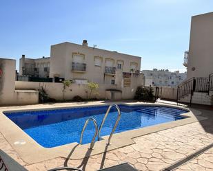 Piscina de Planta baixa en venda en Cuevas del Almanzora amb Aire condicionat i Terrassa