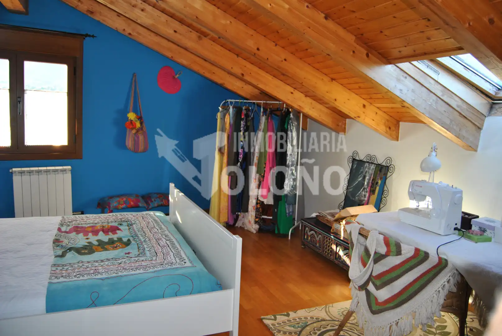 Dormitori de Casa adosada en venda en Leza amb Calefacció, Jardí privat i Parquet
