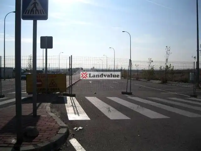 Terreny industrial en venda en Las Castañeras - Bulevar