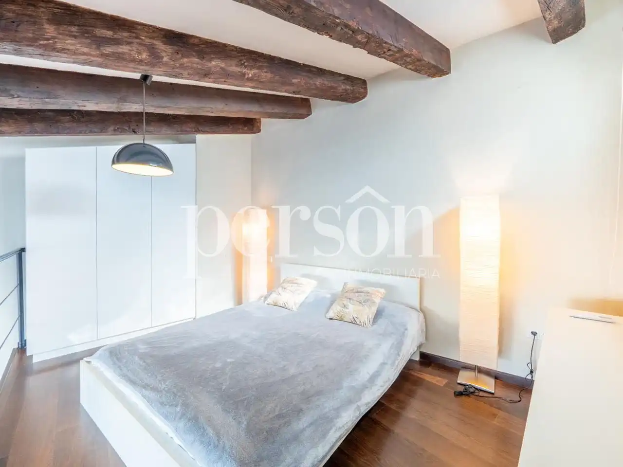 Bedroom of Flat for rent in Ciutat Vella 