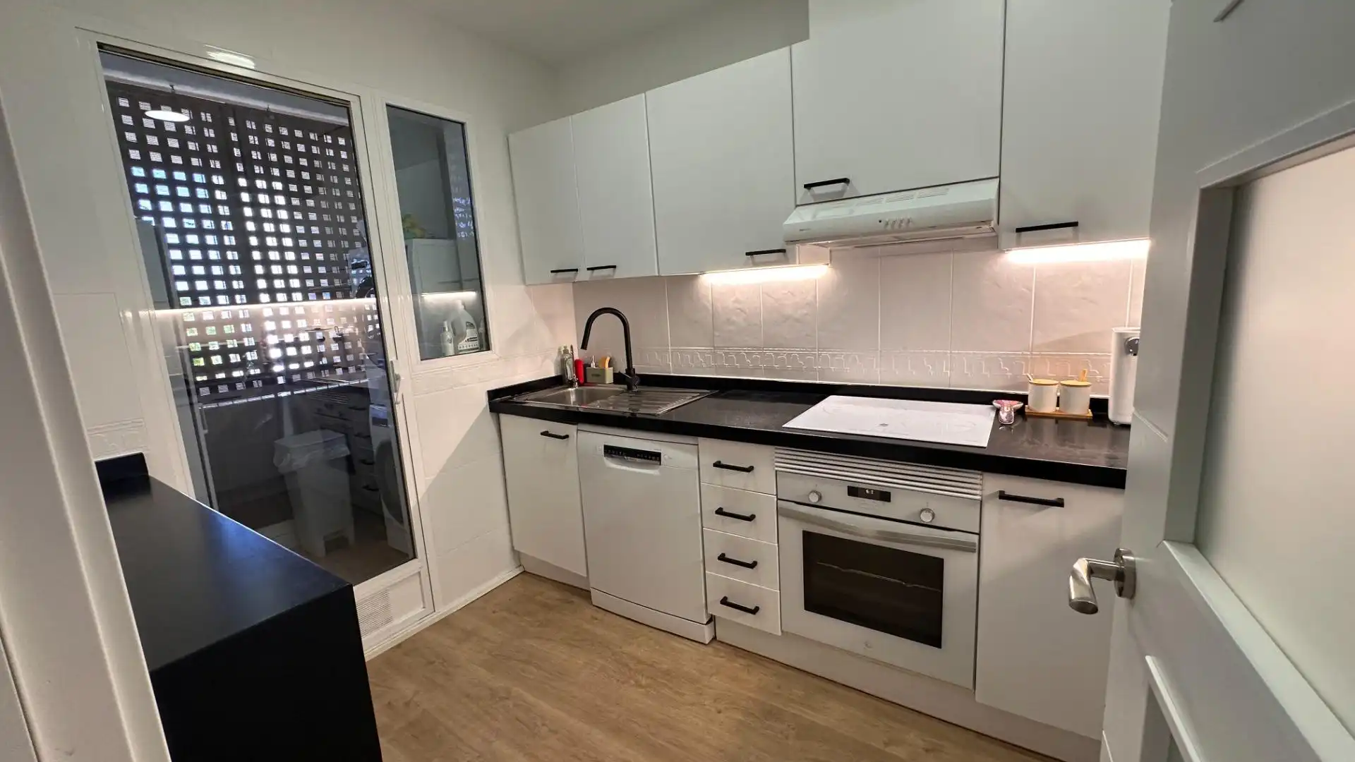 Cocina de Piso en venta en Monforte del Cid con Aire acondicionado, Calefacción y Terraza