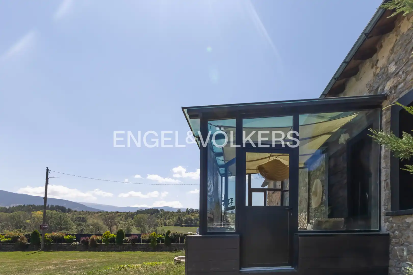 Vista exterior de Casa o chalet en venta en Bourg - Madame con Calefacción, Jardín privado y Parquet