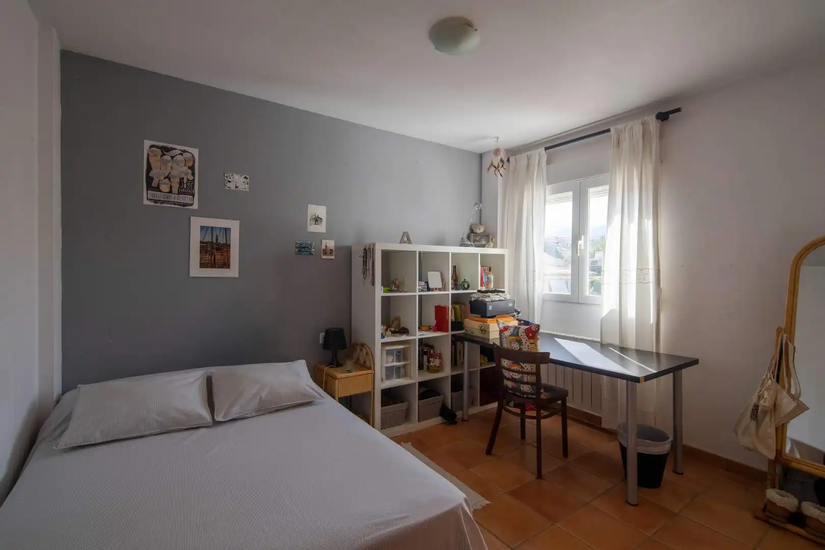 Dormitori de Casa o xalet en venda en La Zubia amb Calefacció i Jardí privat