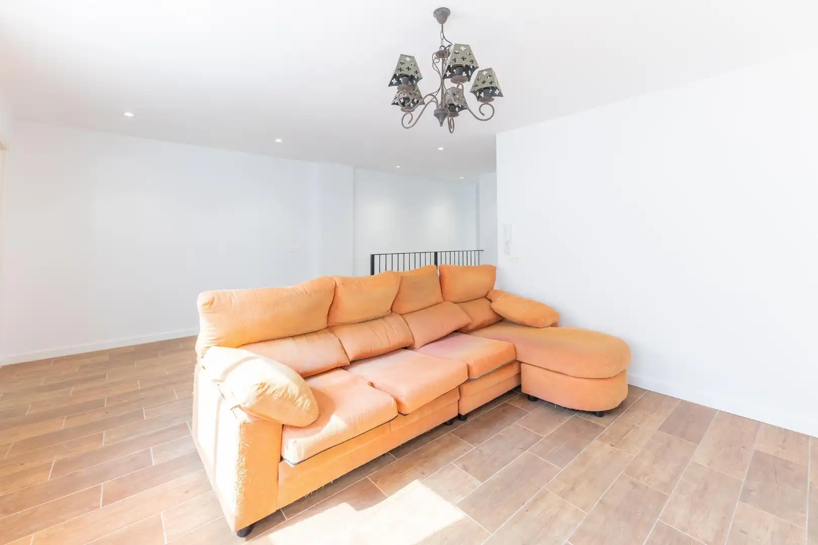 Sala d'estar de Casa o xalet en venda en La Vall d'Uixó amb Terrassa i Moblat