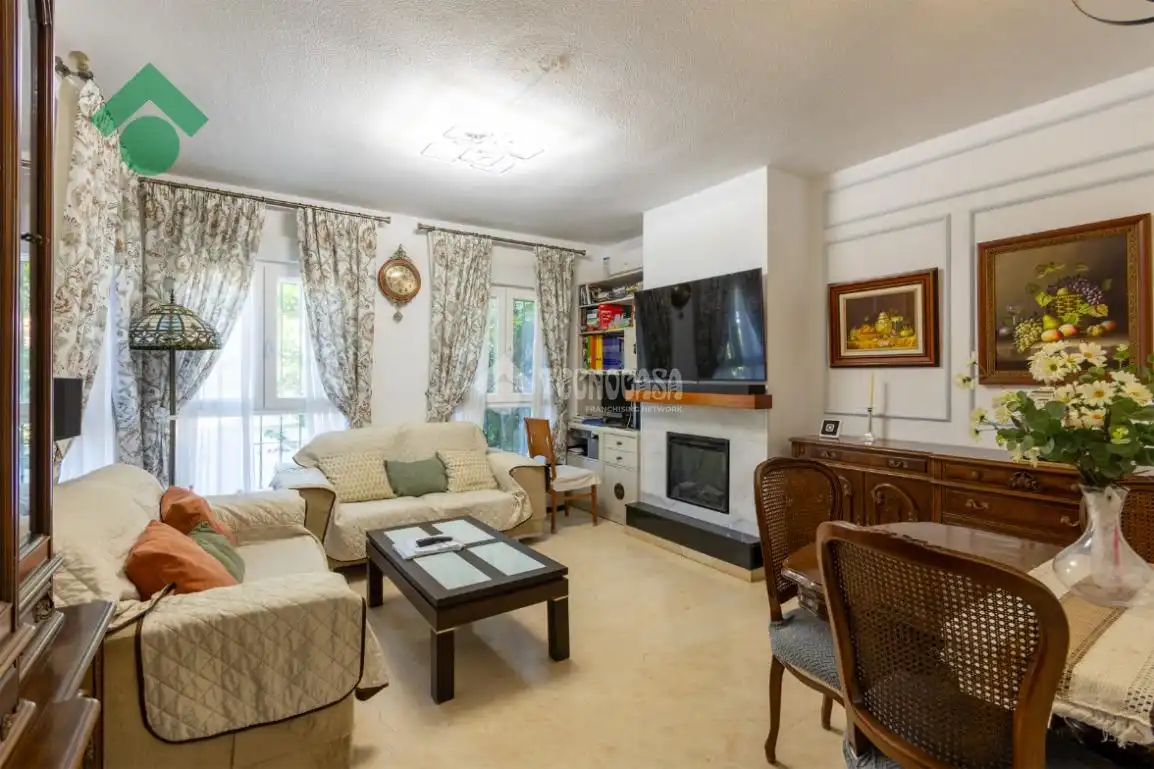 Maison jumelée avec piscine à vendre à Torre del Mar