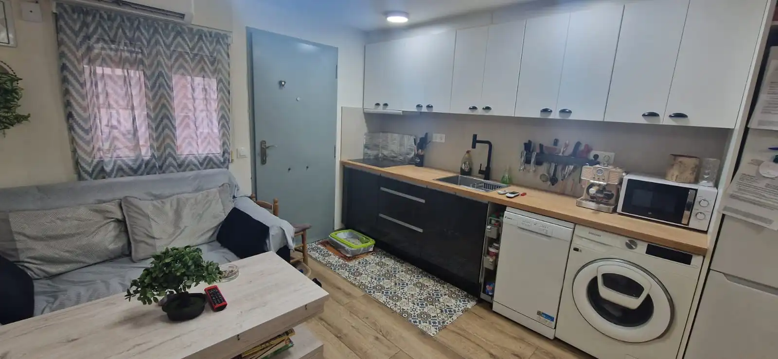 Wohnungen zum Verkauf in Calle de Adra, Portazgo, Puente de Vallecas