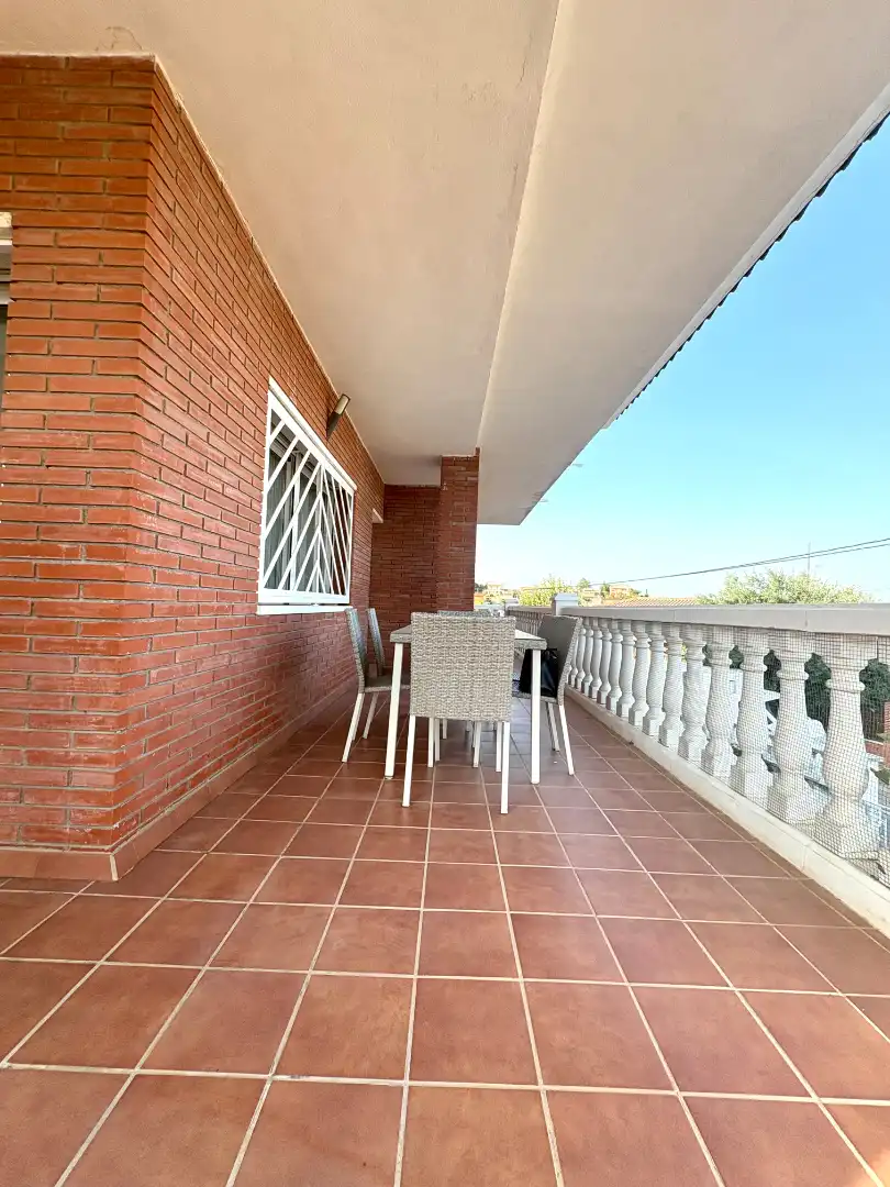 Terraza de Casa o chalet en venta en Rubí con Aire acondicionado, Calefacción y Jardín privado