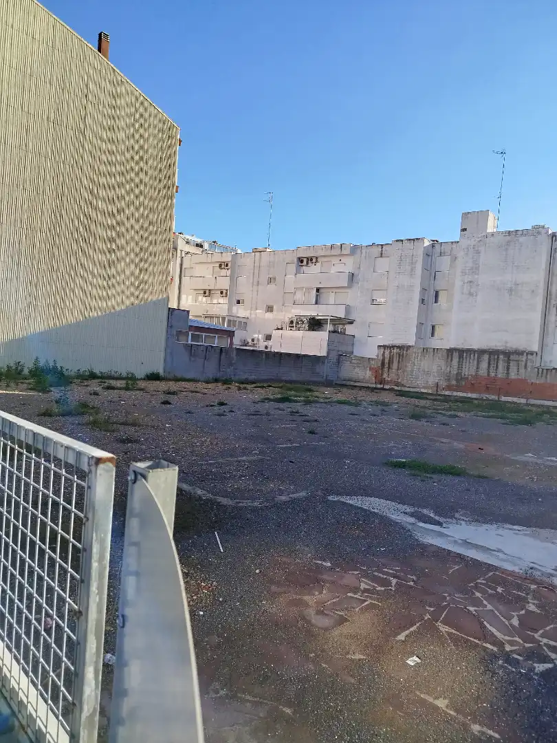 Terreno residencial en venta en Carrer 9 d'Octubre 10, imagen 5