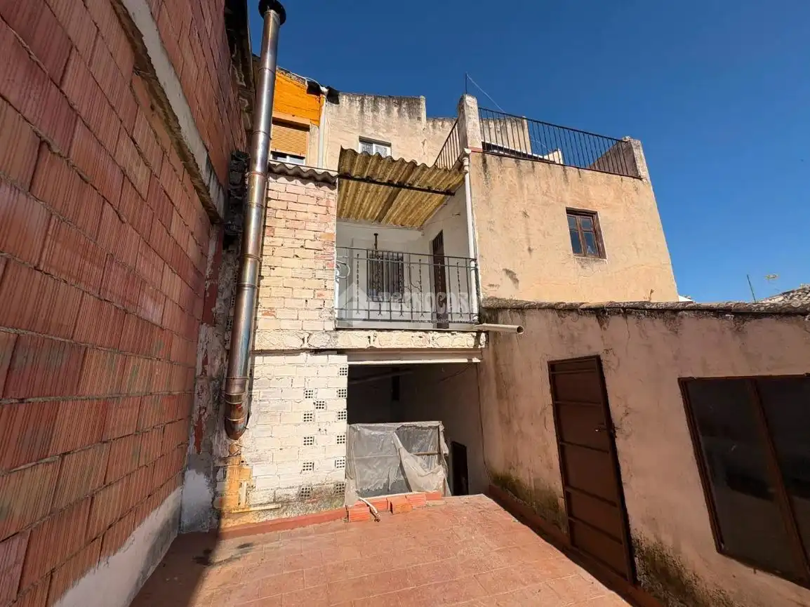 Vista exterior de Casa adosada en venta en Los Villares