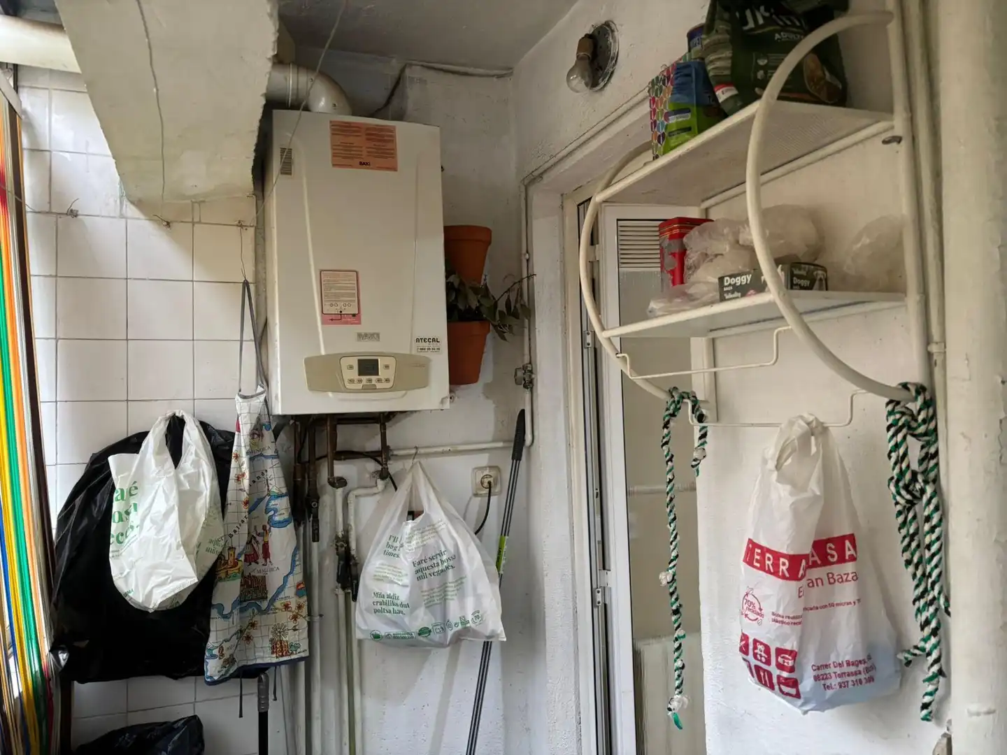 Cocina de Piso en venta en Terrassa con Calefacción