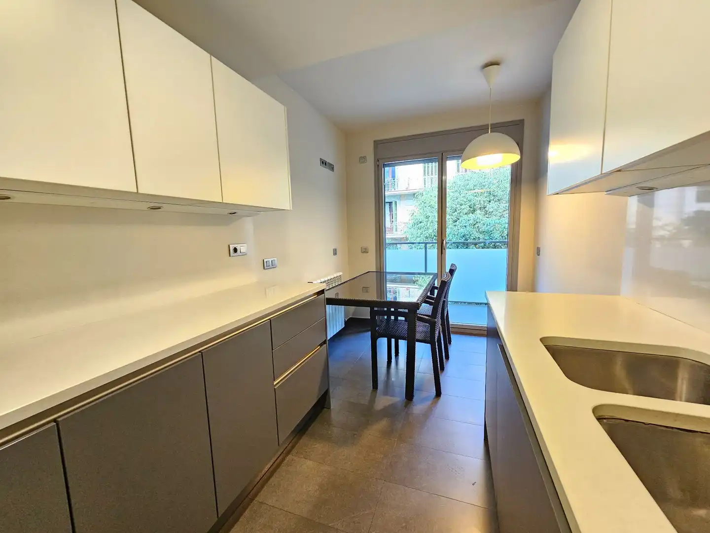 Kitchen of Flat for sale in Barcelona  with Air Conditioner, Heating and Terrace