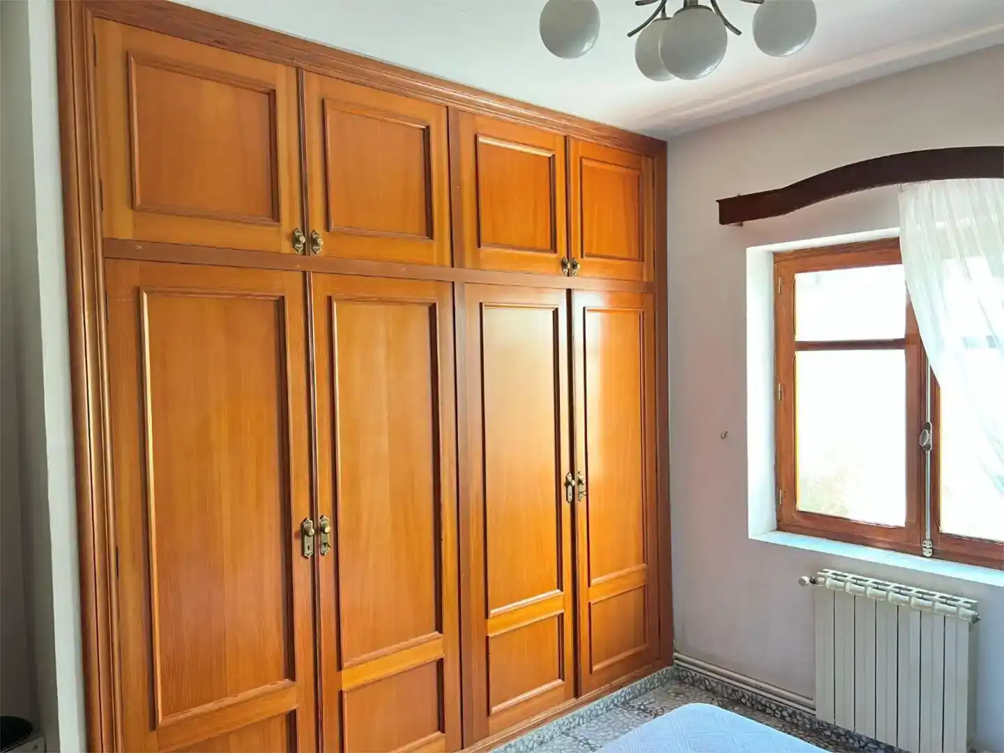 Flat for sale in Camporrobles  with Private garden, Storage room and Furnished