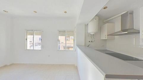 Photo 4 of Flat to rent in Almendrales, Madrid