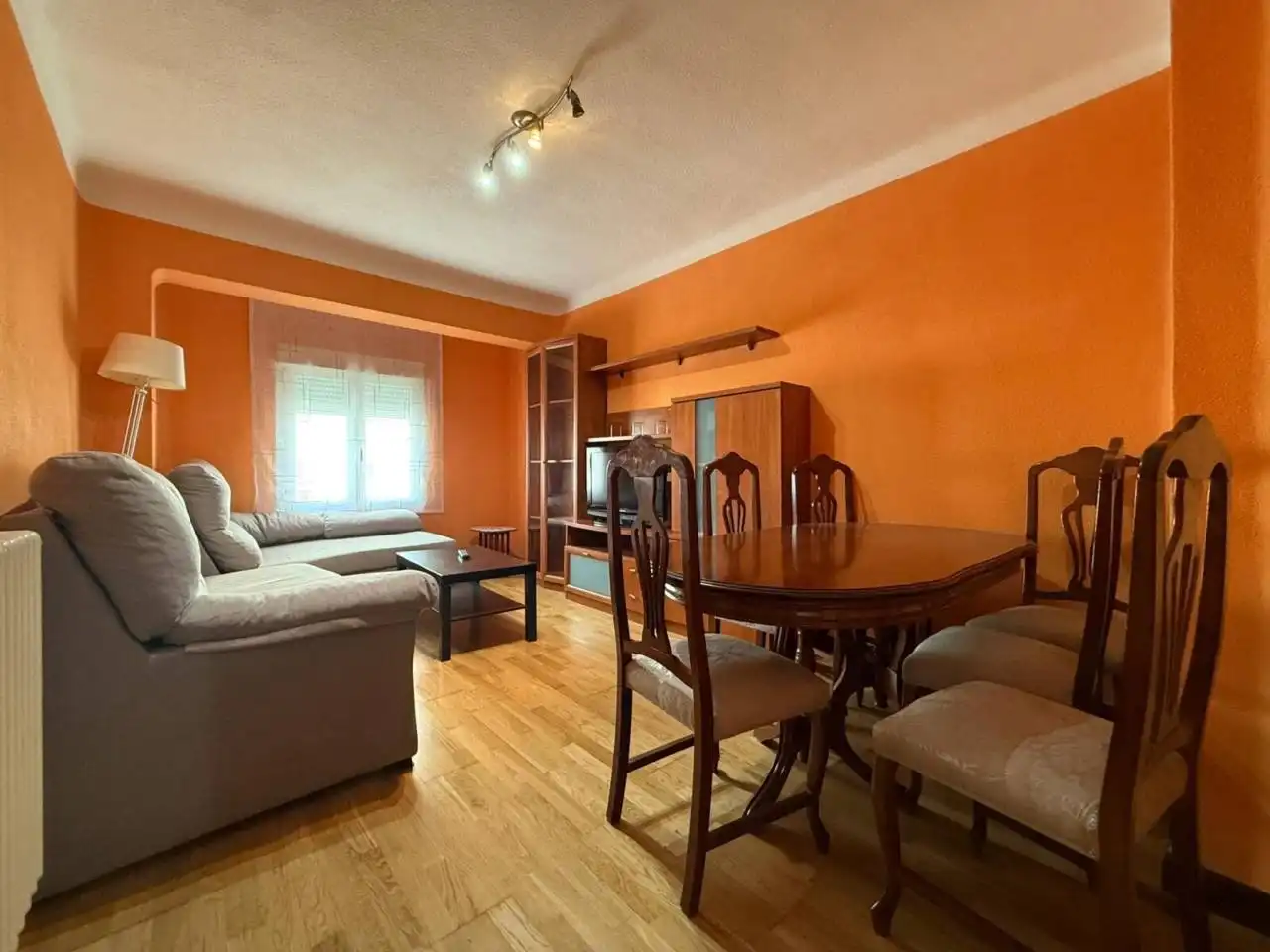Sala de estar de Piso en venta en Burgos con Calefacción y Terraza