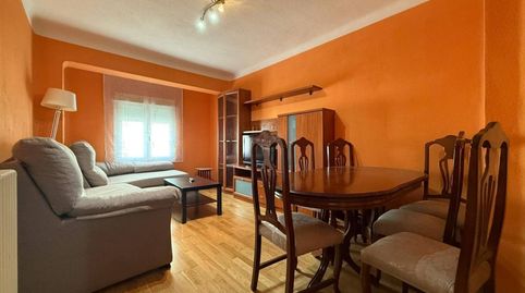 Foto 2 de Piso en venta en Calle Rey Don Pedro, Los Vadillos - R. Sanitaria - Pozanos, Burgos Capital