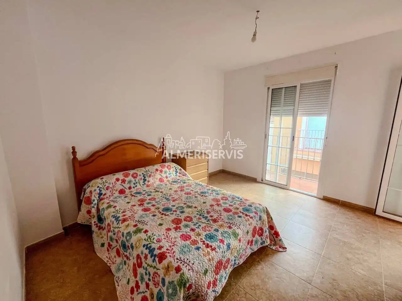 Dormitori de Casa o xalet en venda en Roquetas de Mar amb Aire condicionat i Moblat