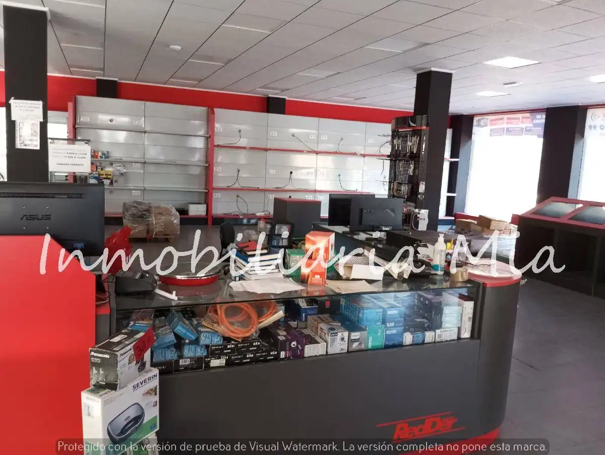 Locale commerciale in affitto a Puerto Lumbreras
