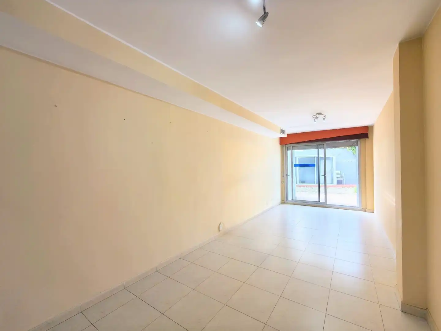 Planta baja en venta en Terrassa con Aire acondicionado, Terraza y Amueblado